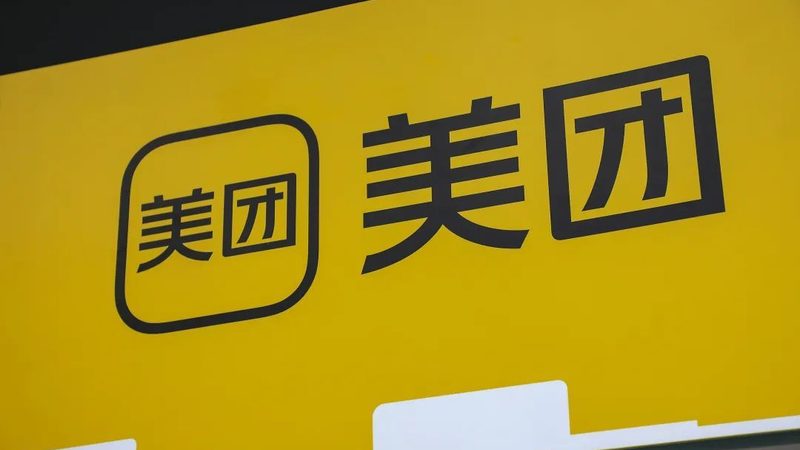 对于轻微的堵塞，可以使用物理疏通法。具体操作如下：